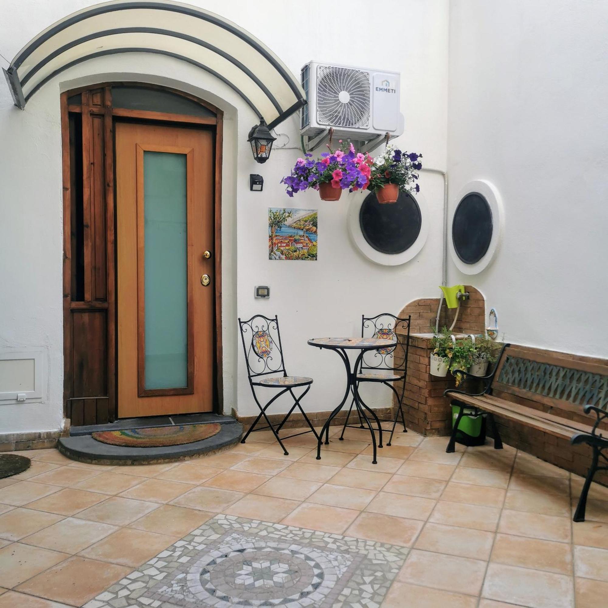 דירות Vietri Cortile Di San Leo מראה חיצוני תמונה